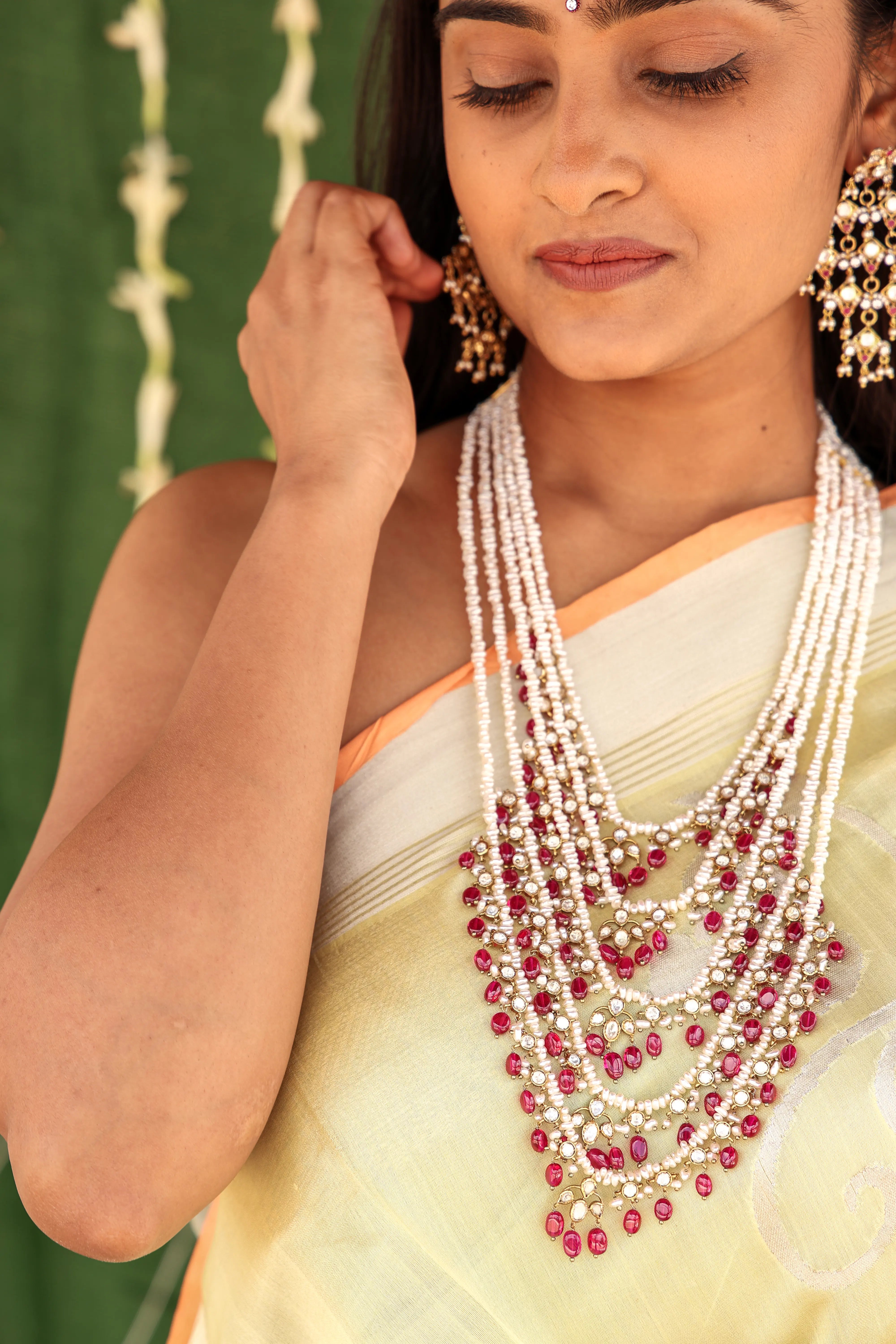 Meher - Pearl & Ruby Bridal Haar