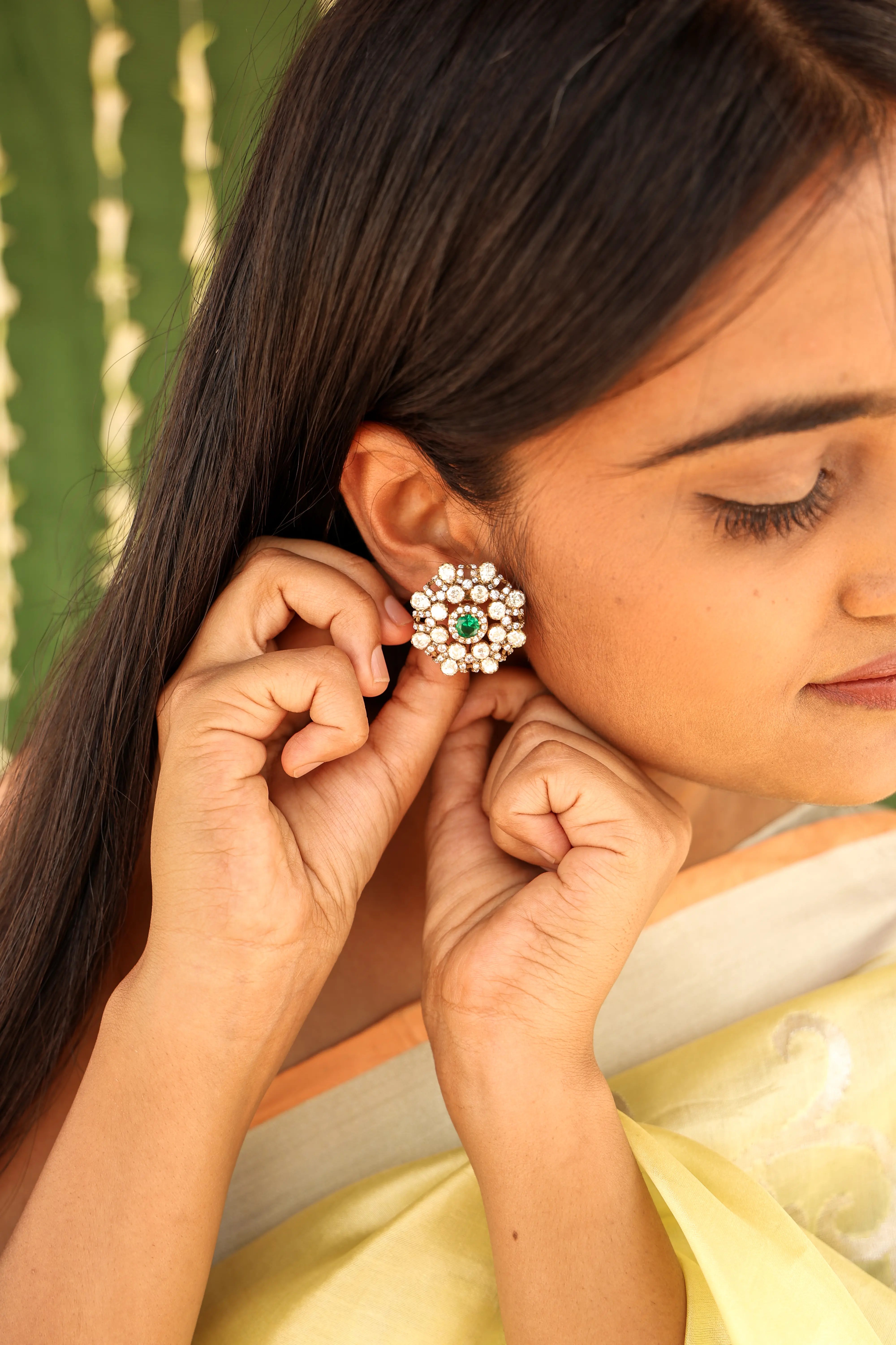 Eesha Moissanite Studs