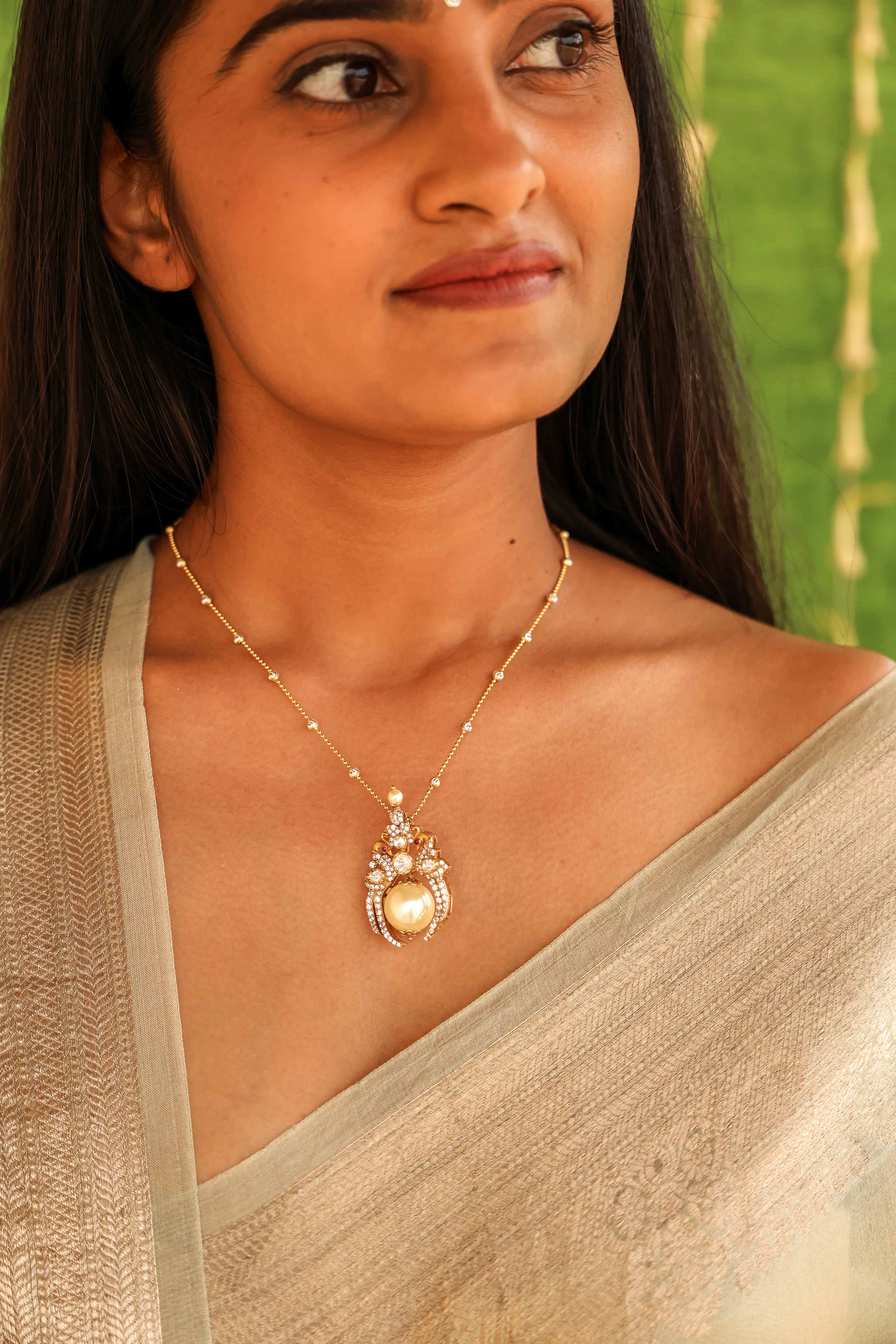 Royal Luminescence Pearl Pendant