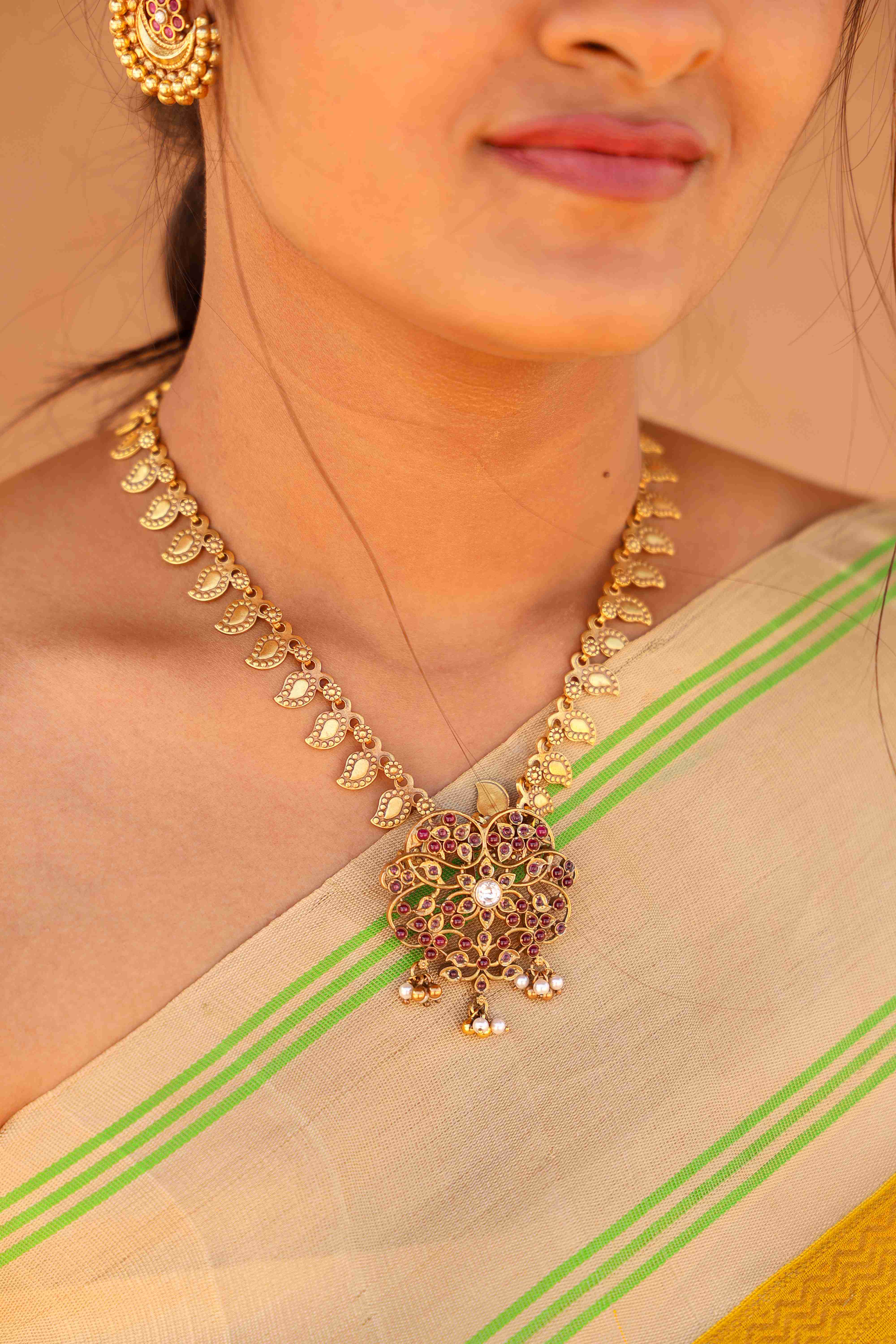 Regal Paisley Floral Necklace