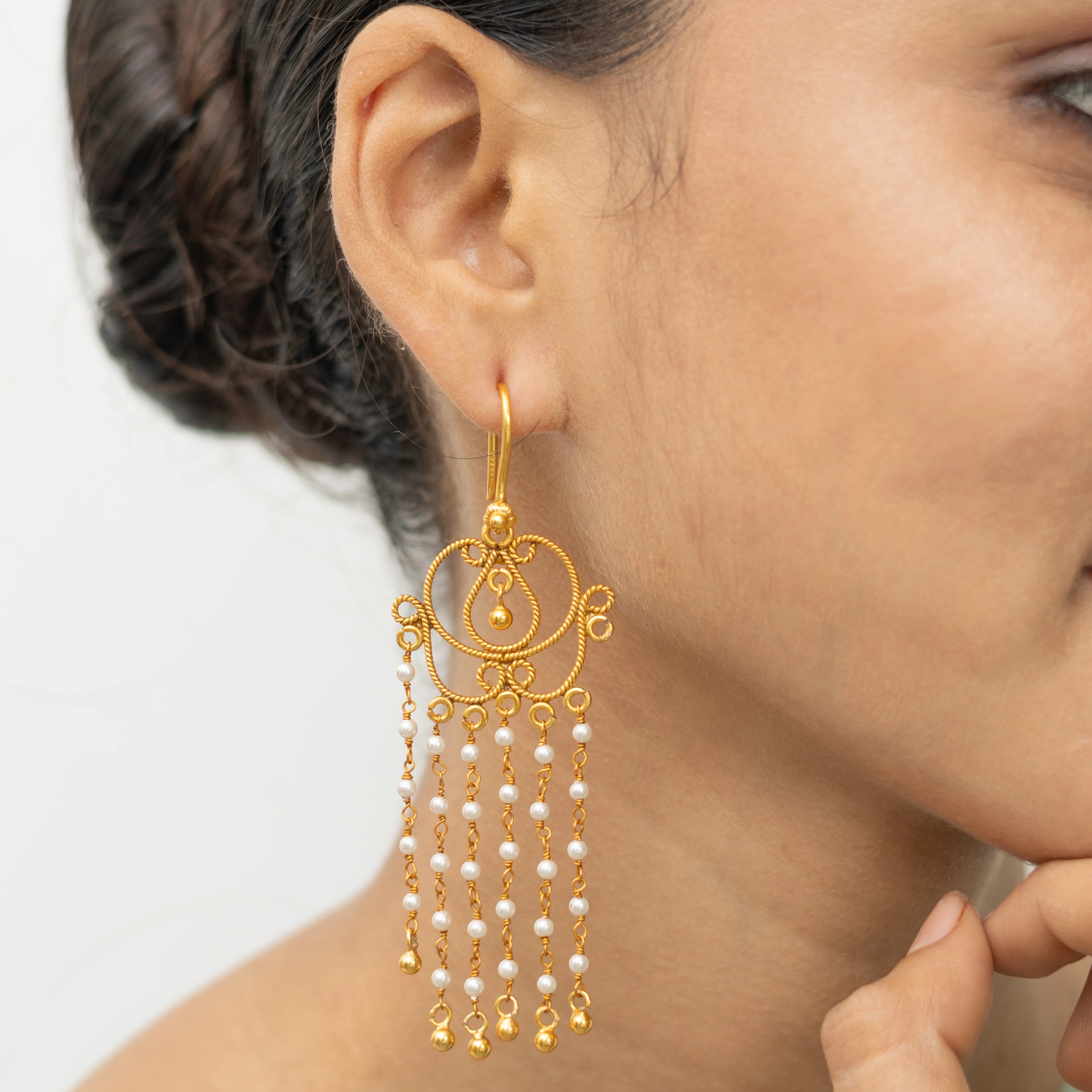 Rajvanshi Latkan Earrings