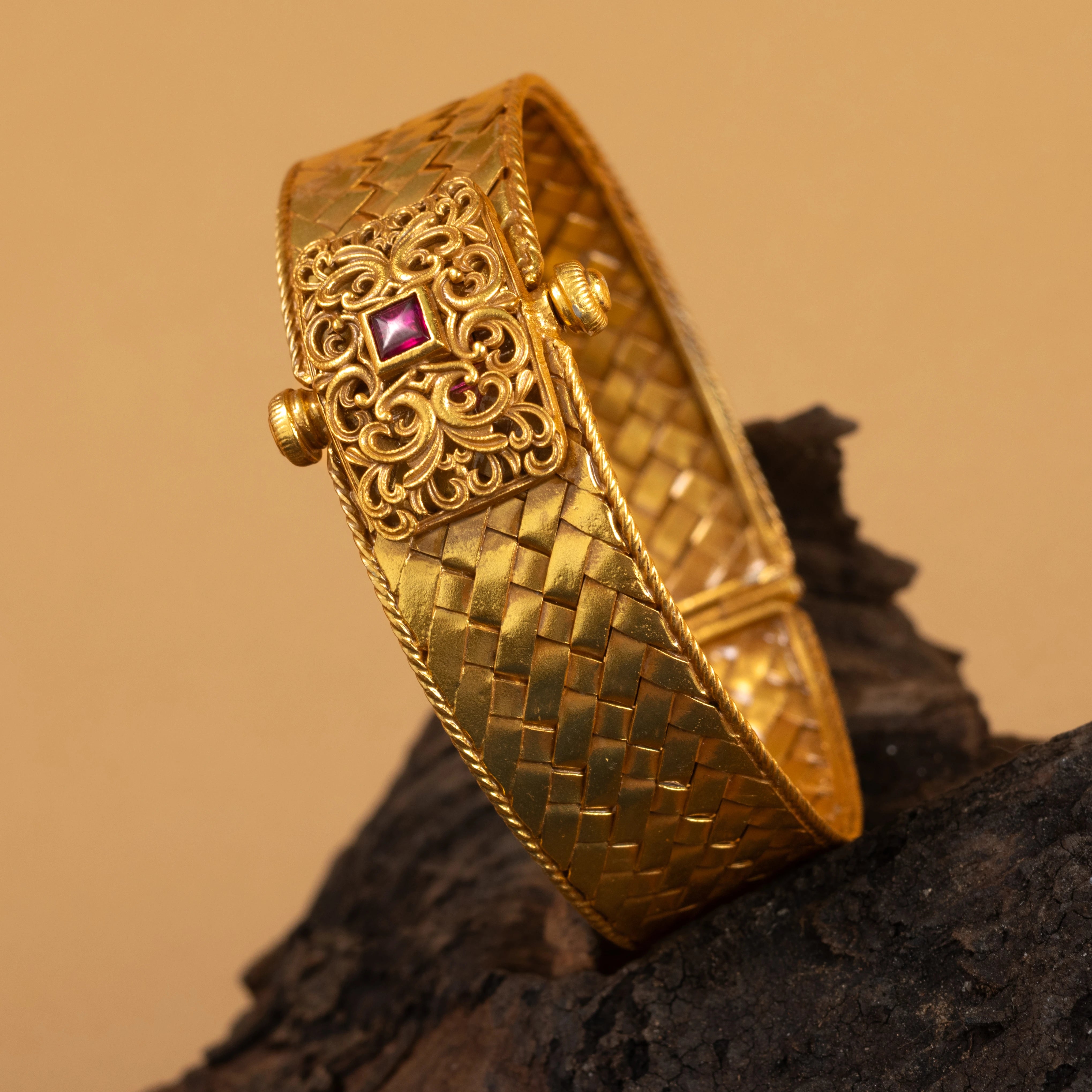 Rathna Veni – Heritage Ruby Woven Kada