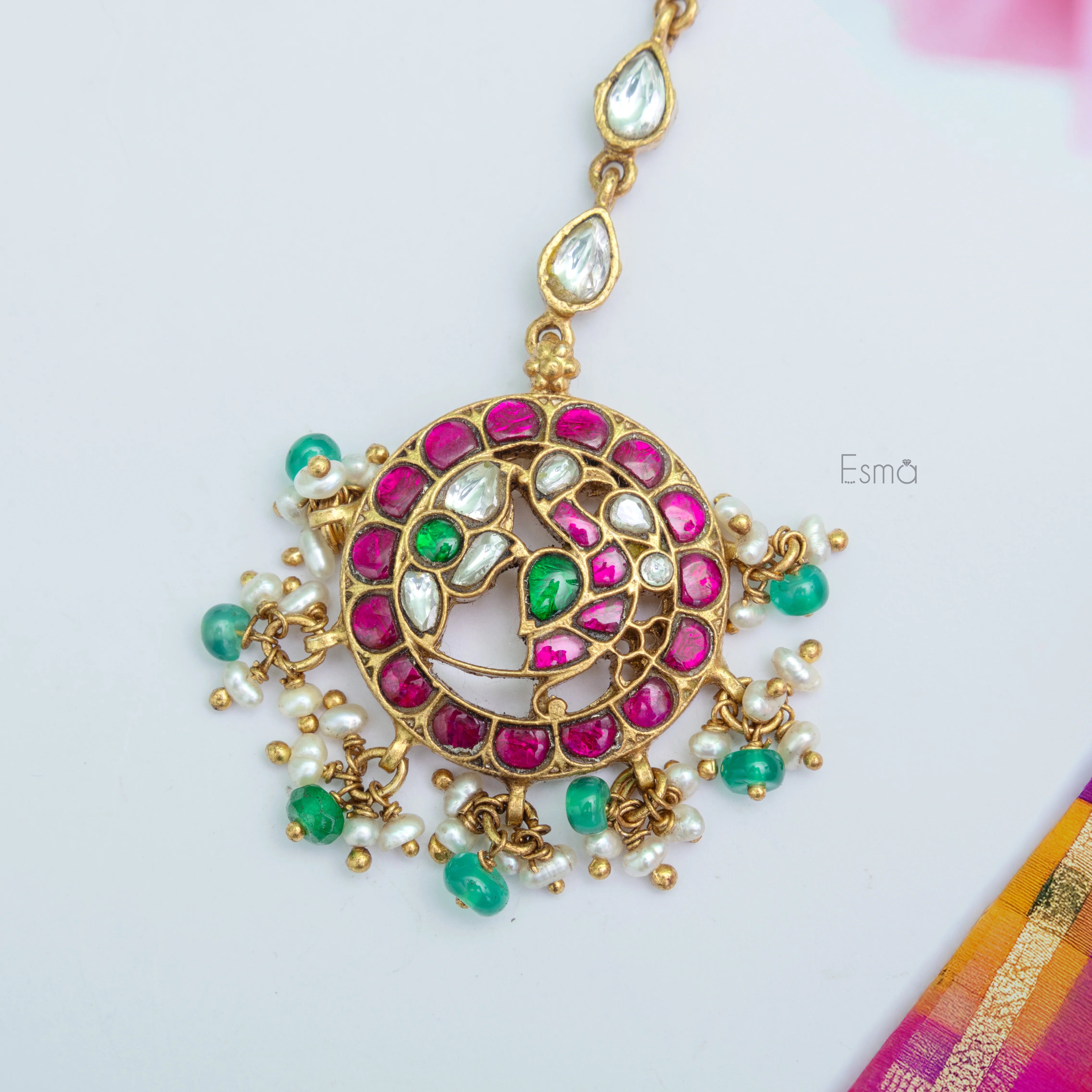 Indulekha Kundan Tikka