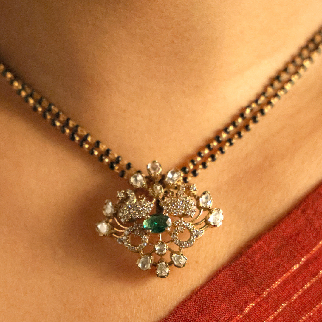 Anika – 925 silver pendant with 22K gold plating, front view