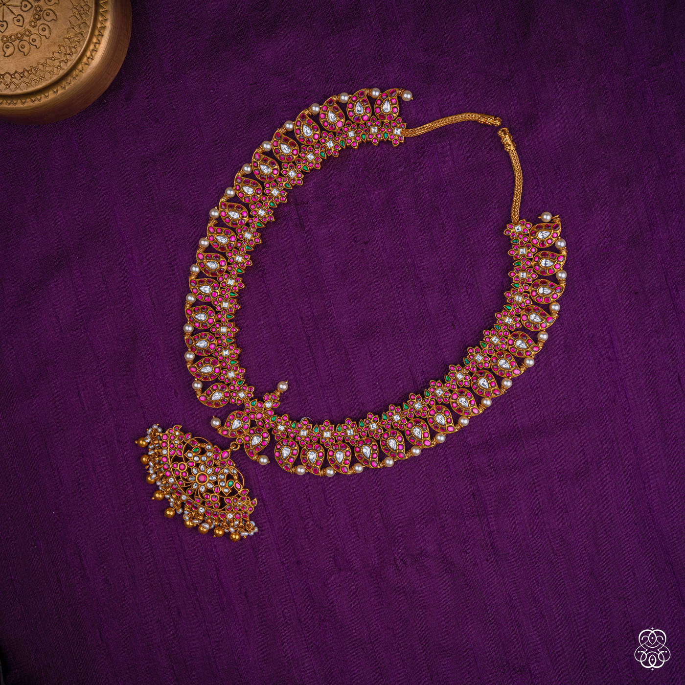Dwiranga Reversible Kundan Necklace