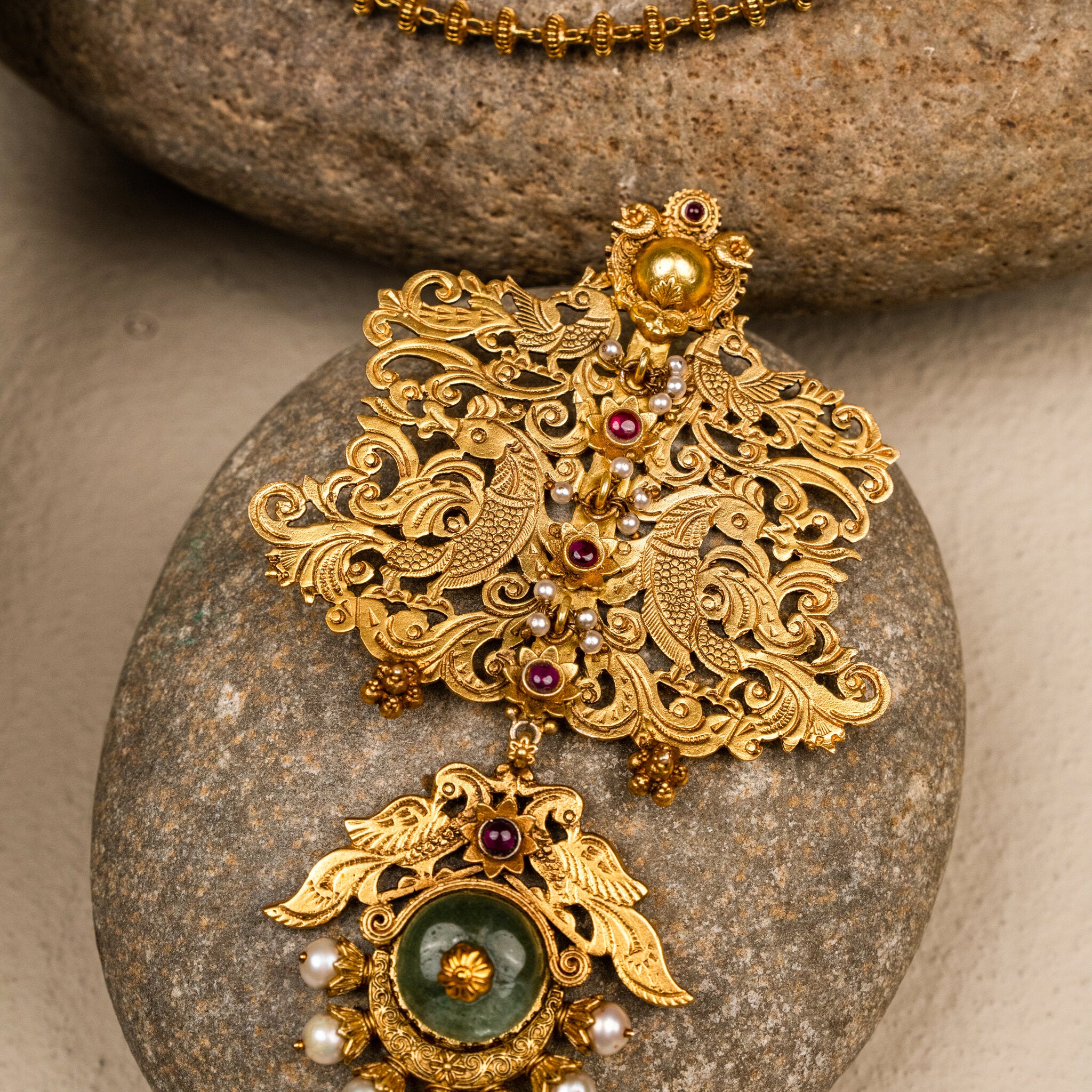 Hamsika pendant styled