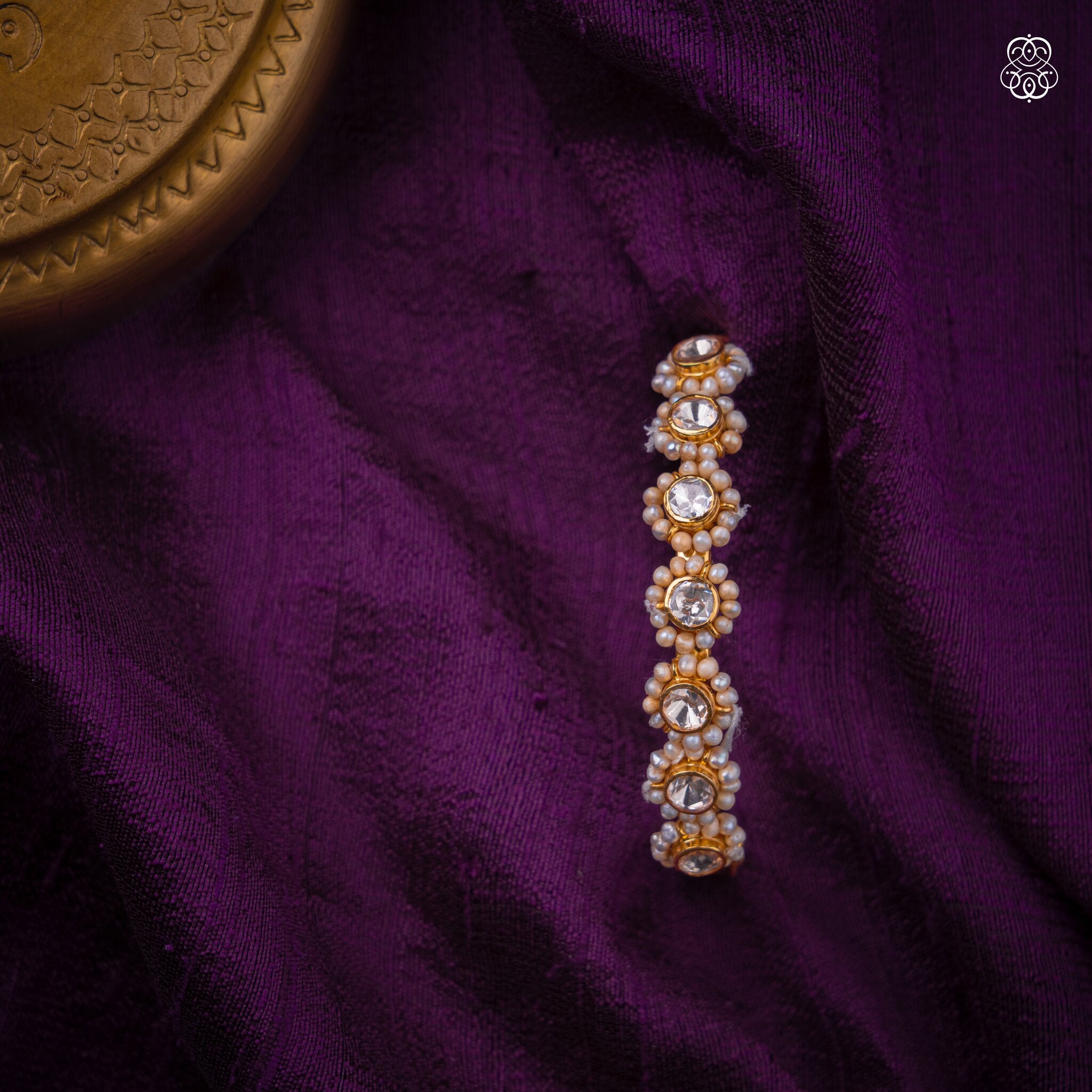 Shwetapushpa Bangle