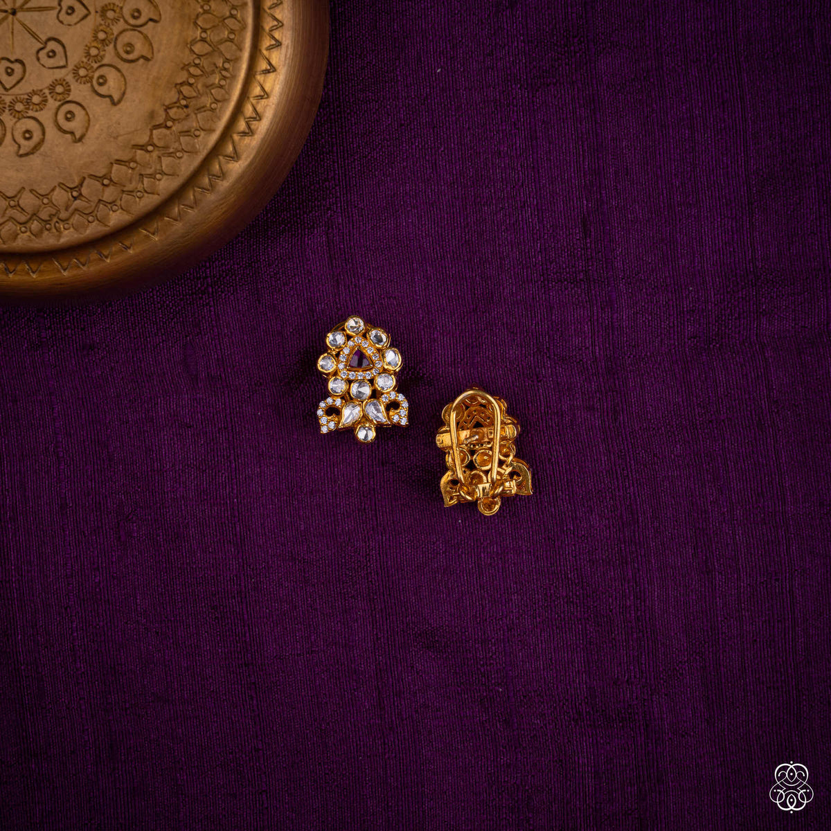 Aadrika(Studs)