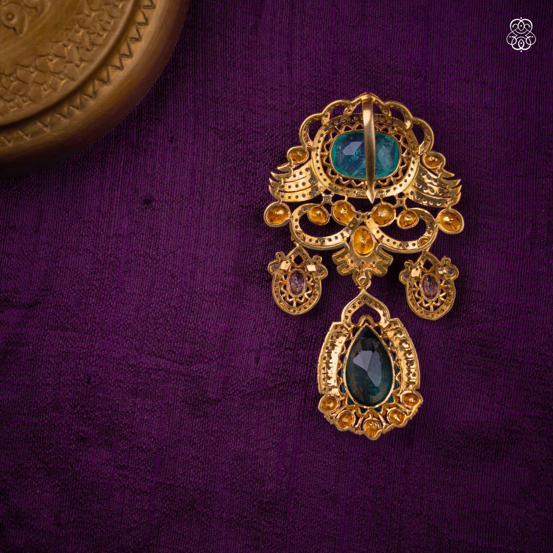 Royal Heritage Emerald Pendant
