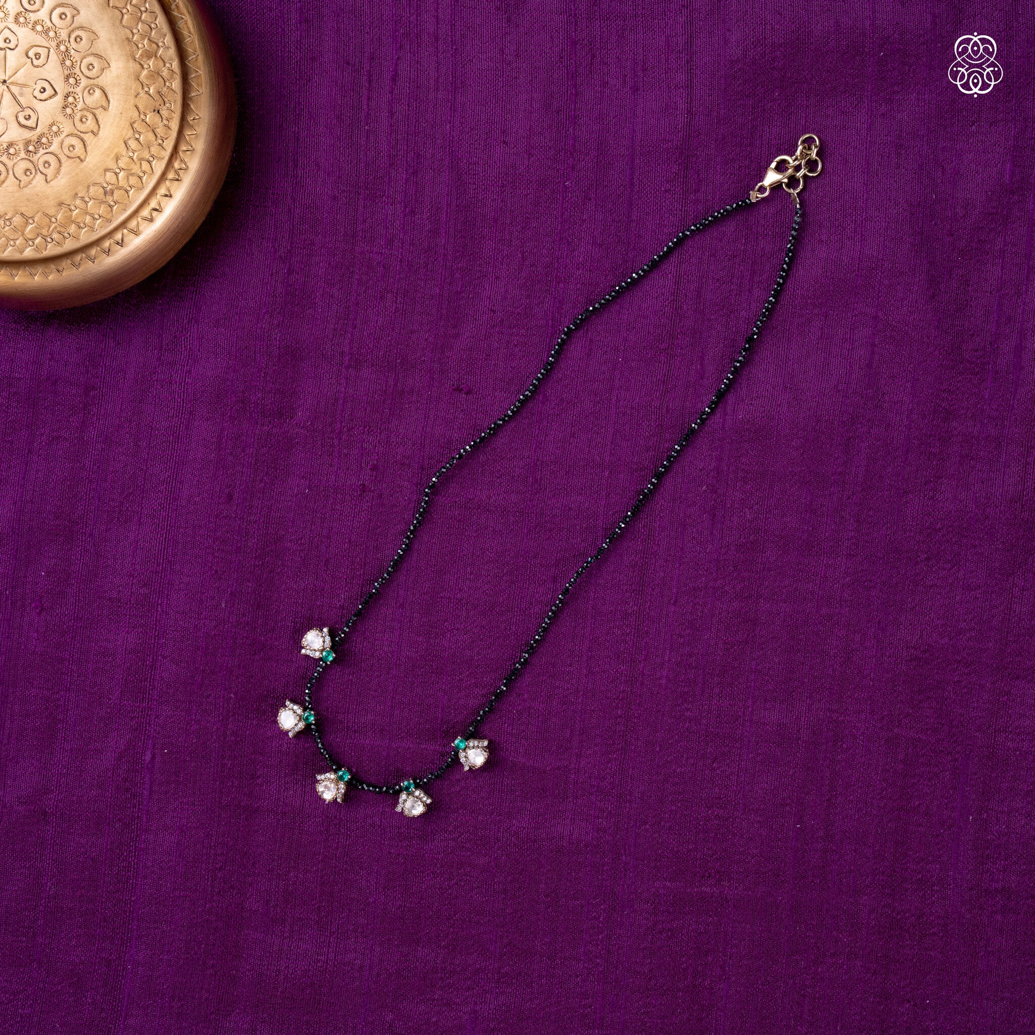 black beads minimal