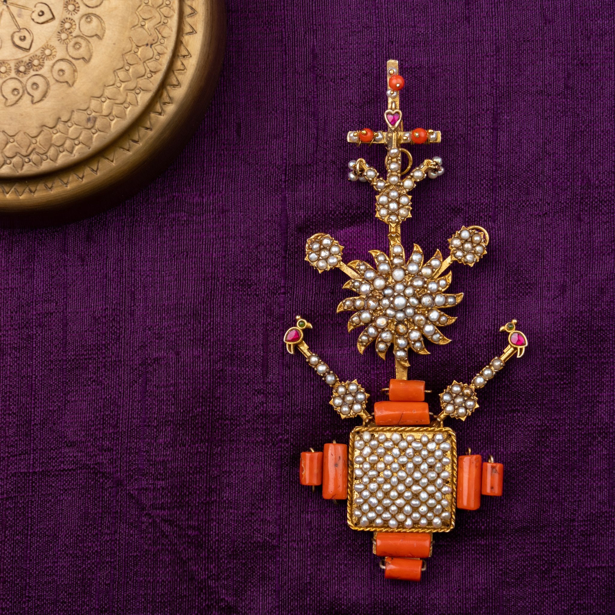 Pravaala Pendant