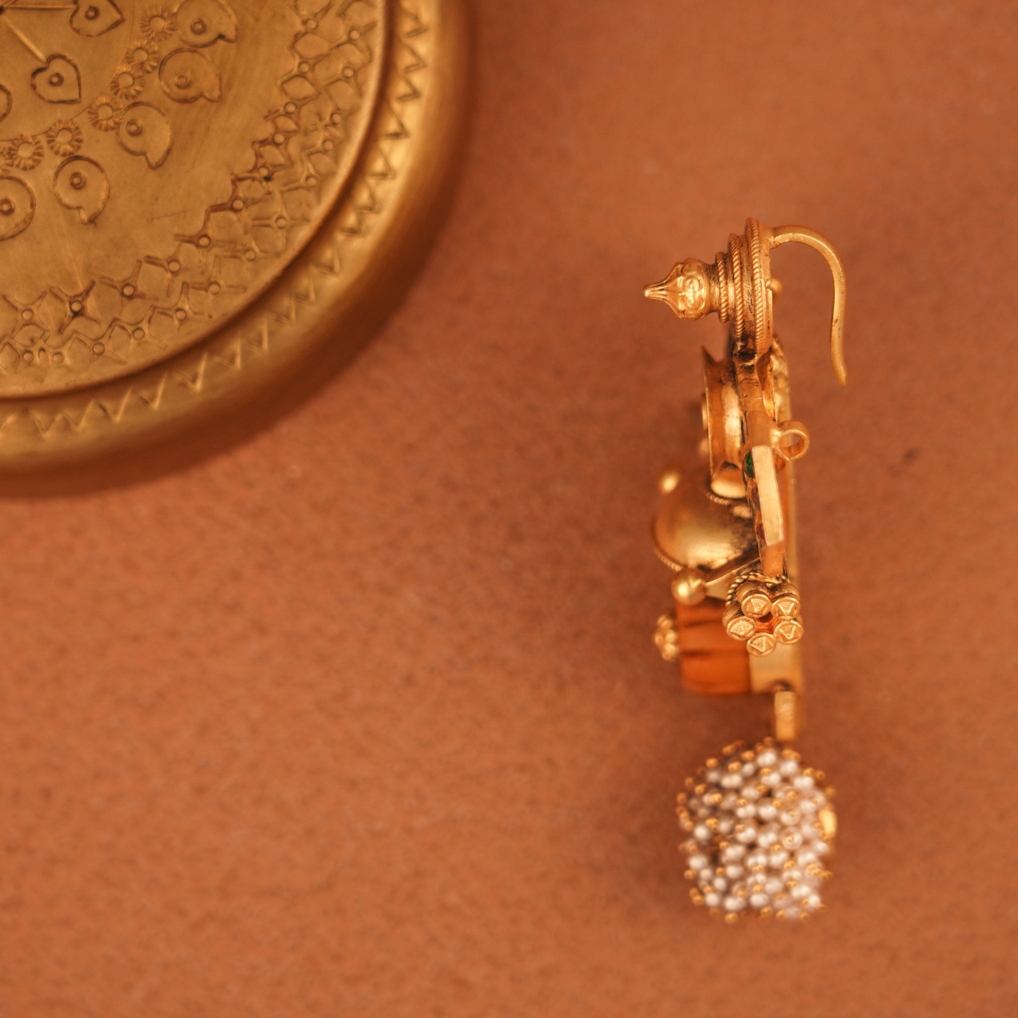 Ratnavali Pendant