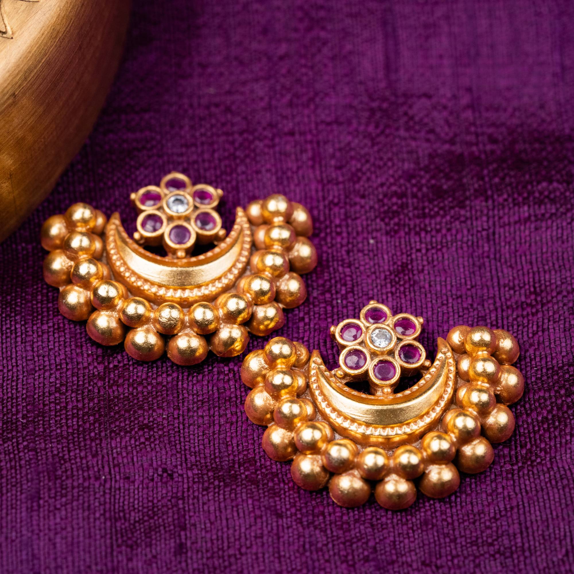 Chand Gauri Earrings