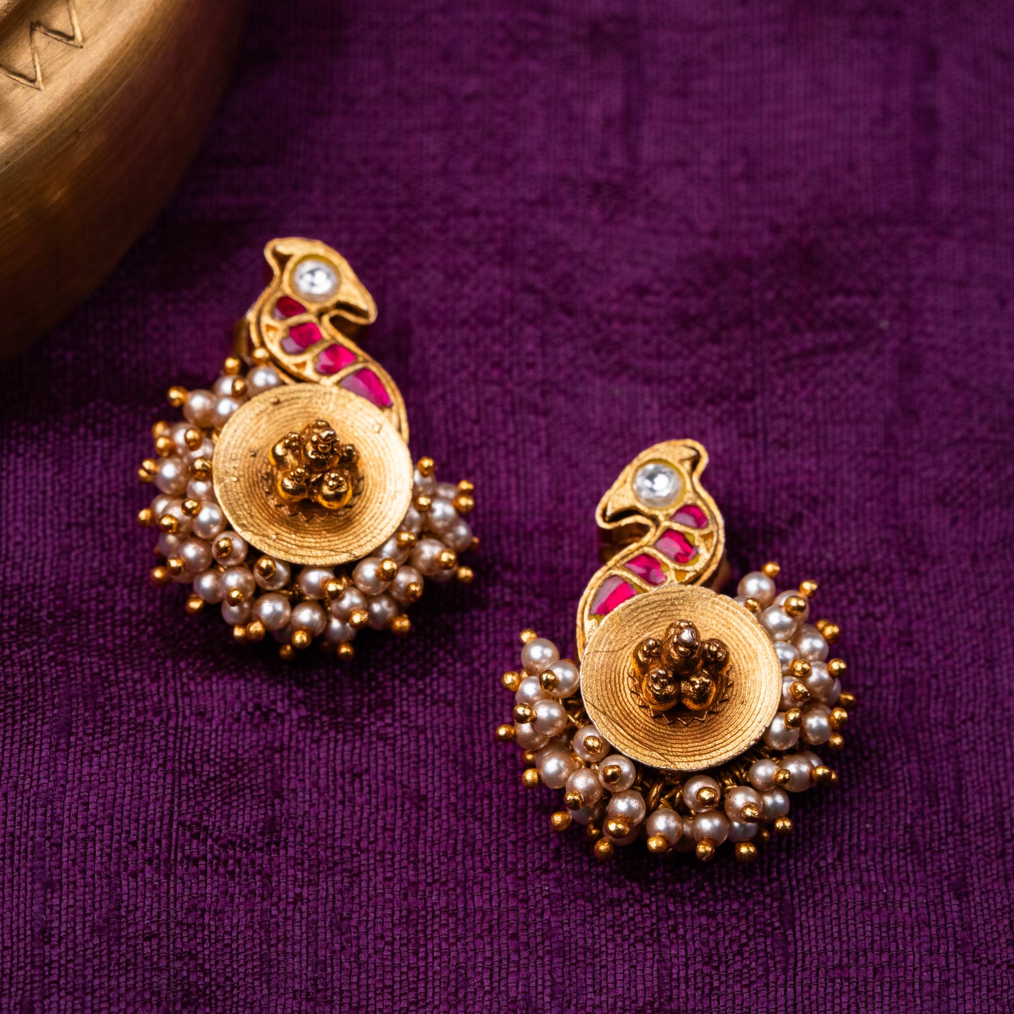 Radha Chaand Kundan Earrings
